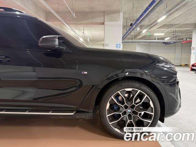 BMW X7 (G07) xDrive 40d M Sport 6인승, 2025 3