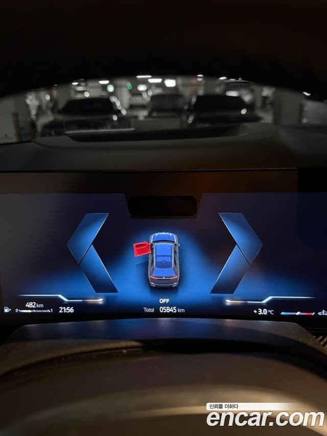 BMW X7 (G07) xDrive 40d M Sport 6인승, 2025 18