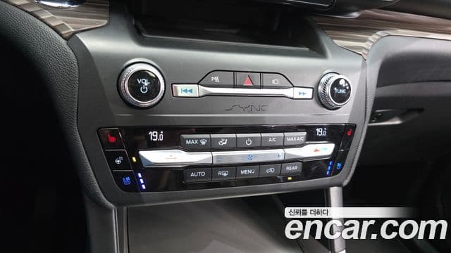 Ford Explorer 6세대 2.3 Limited 4WD, 2020 17