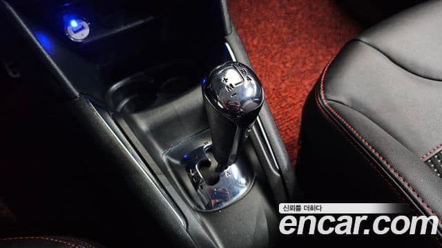 Peugeot 208 1.6 BlueHDi GT Line 5도어, 2018 9