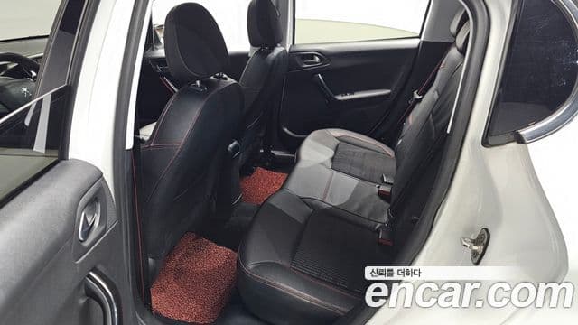 Peugeot 208 1.6 BlueHDi GT Line 5도어, 2018 13