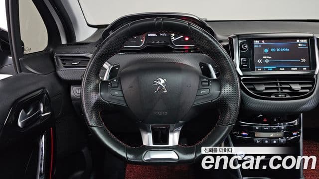 Peugeot 208 1.6 BlueHDi GT Line 5도어, 2018 14