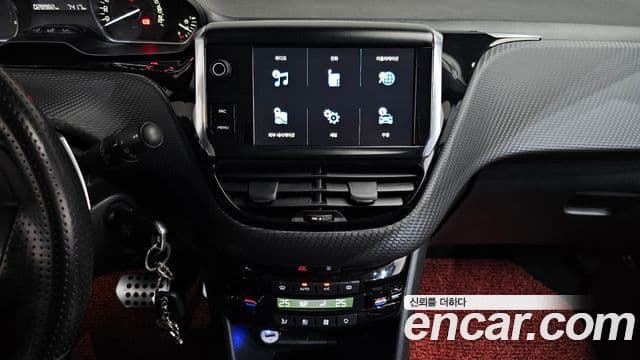 Peugeot 208 1.6 BlueHDi GT Line 5도어, 2018 15