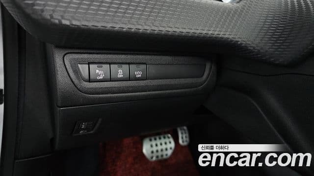 Peugeot 208 1.6 BlueHDi GT Line 5도어, 2018 18