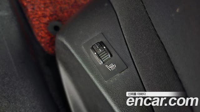 Peugeot 208 1.6 BlueHDi GT Line 5도어, 2018 20