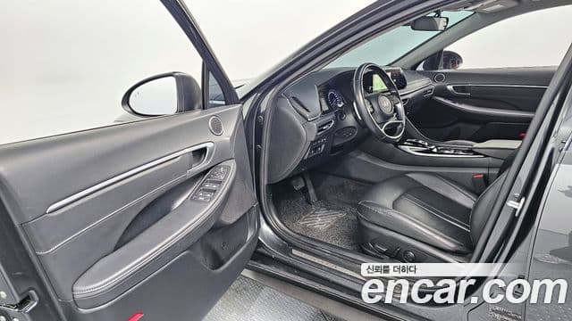 Hyundai Sonata гибрид (DN8) Premium Plus, 2022 10