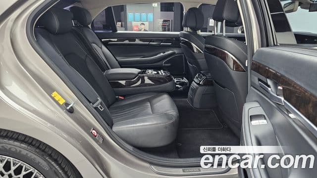 Genesis G90 Premium Luxury, 2019 12