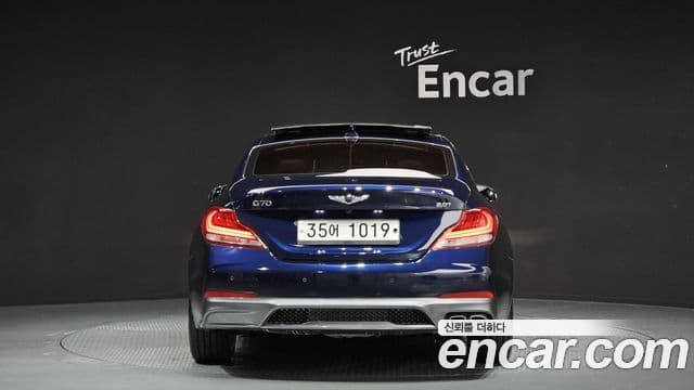 Genesis G70 Elite, 2019 4