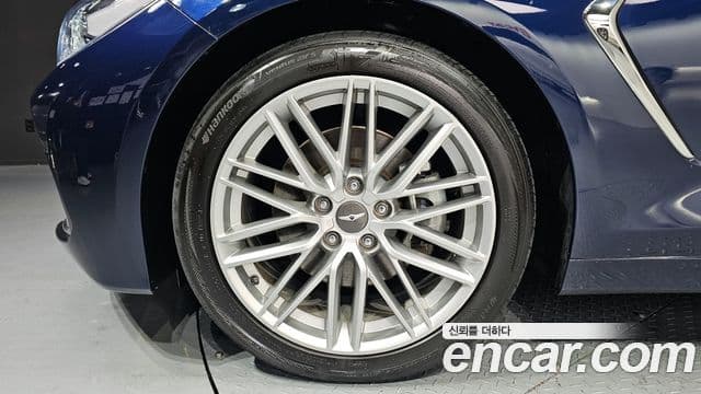 Genesis G70 Elite, 2019 все фото