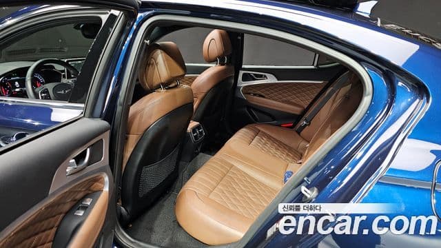 Genesis G70 Elite, 2019 16