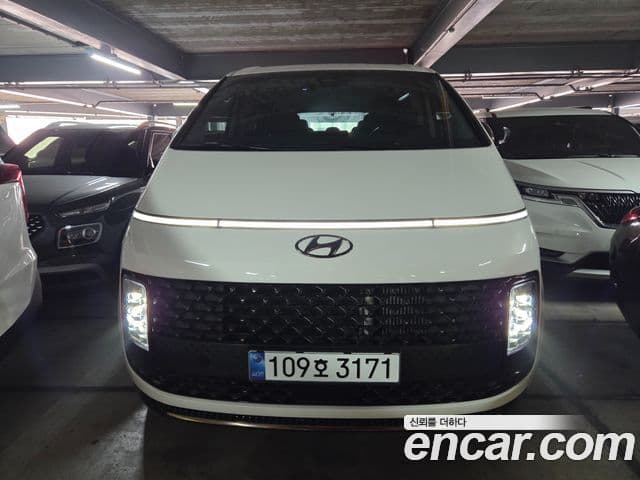 Hyundai Staria Prestige, 2024 2