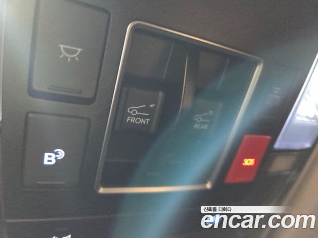 Hyundai Staria Prestige, 2024 4