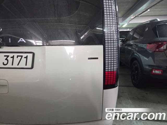 Hyundai Staria Prestige, 2024 9