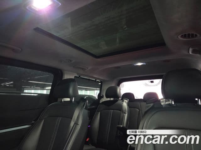 Hyundai Staria Prestige, 2024 12