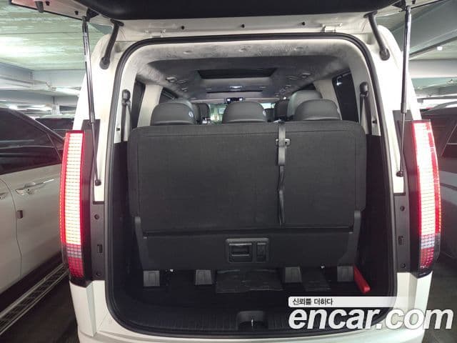 Hyundai Staria Prestige, 2024 19