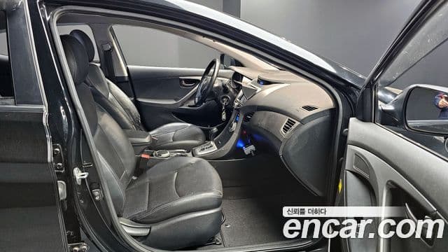 Hyundai Avante MD Luxury, 2011 11