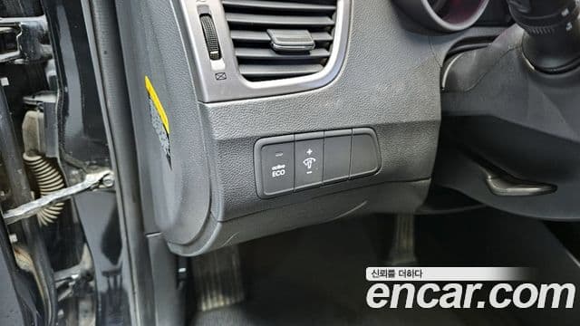 Hyundai Avante MD Luxury, 2011 16