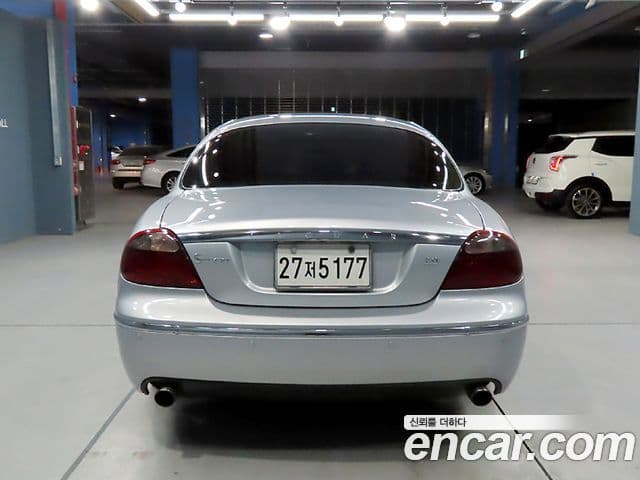 Jaguar S-TYPE, 2006 4