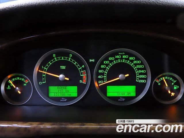 Jaguar S-TYPE, 2006 8