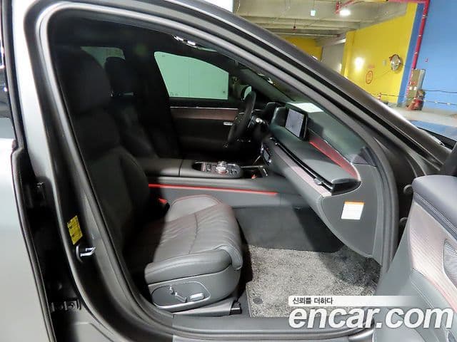 Genesis G90 (RS4) бензин 3.5 турбо e-S/C AWD, 2026 8