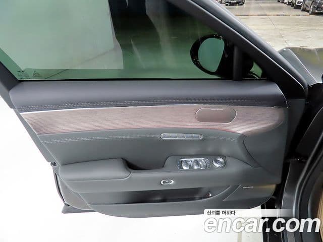 Genesis G90 (RS4) бензин 3.5 турбо e-S/C AWD, 2026 14