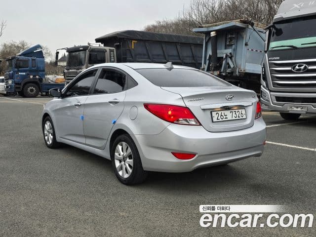 Hyundai Accent(новый кузов / новое поколение) Modern, 2015 6