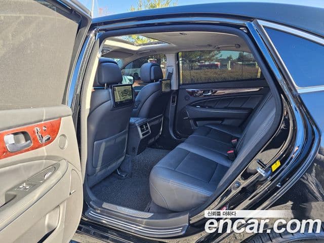 Hyundai Equus(новый кузов / новое поколение) Prestige, 2015 10