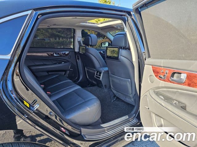 Hyundai Equus(новый кузов / новое поколение) Prestige, 2015 11