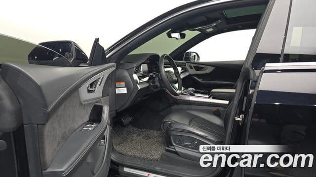 Audi Q8 (4M) Premium, 2021 10