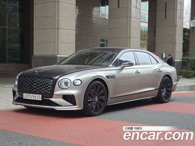Bentley Flying Spur 4세대 4.0 Mulliner, 2026 1
