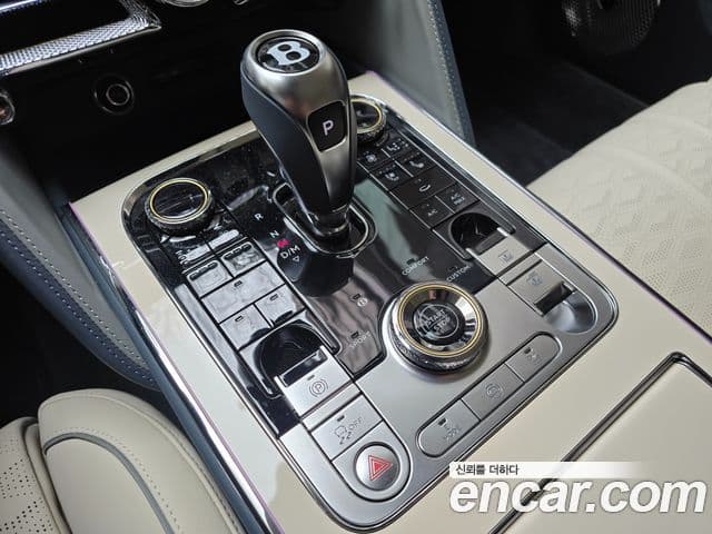 Bentley Flying Spur 4세대 4.0 Mulliner, 2026 13