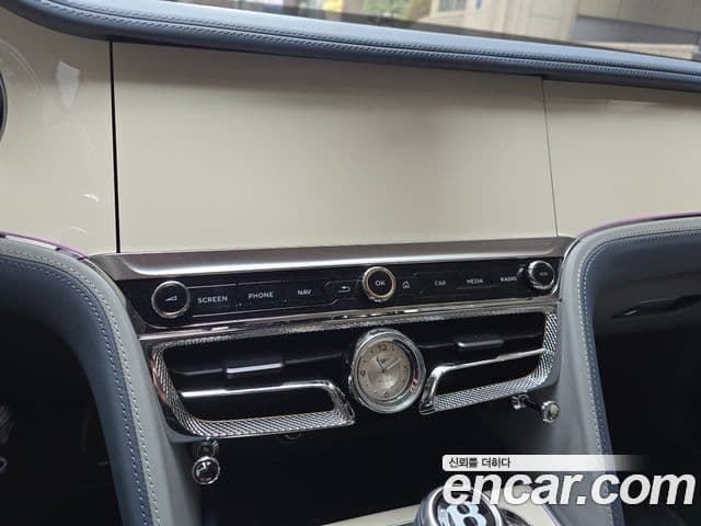 Bentley Flying Spur 4세대 4.0 Mulliner, 2026 18