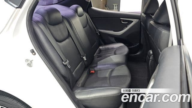 Hyundai Avante MD M16 GDI Avenue, 2014 12