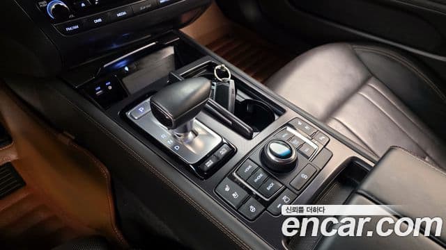 Genesis G80 Sport, 2017 9