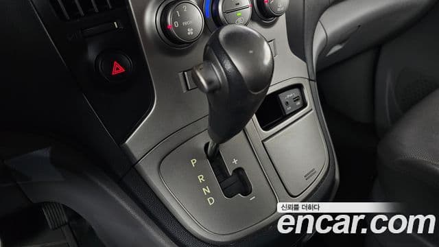 Hyundai Grand Starex CVX Premium, 2016 9