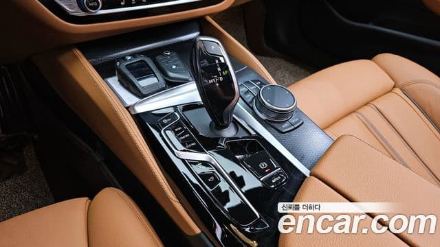 BMW 5시리즈 (G30) 520i M Sport, 2023 9