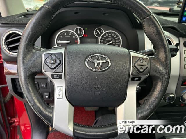 Toyota 툰드라, 2014 17