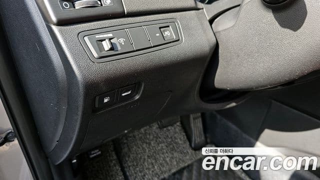 Hyundai YF Sonata LPI top, 2010 14