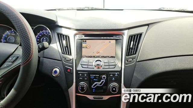 Hyundai YF Sonata LPI top, 2010 15