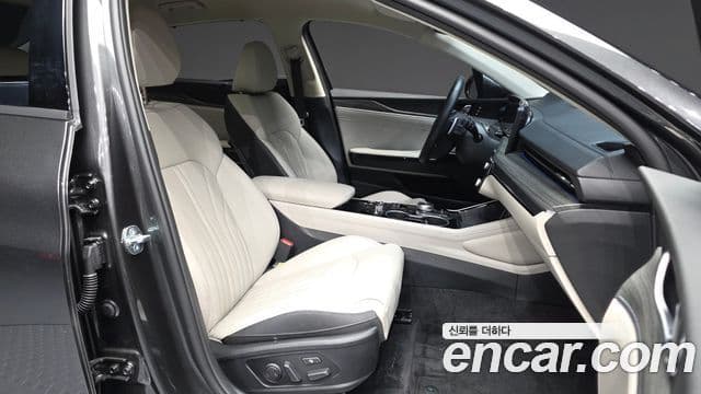 Kia The / новый New K5 3세대 Signature, 2025 11