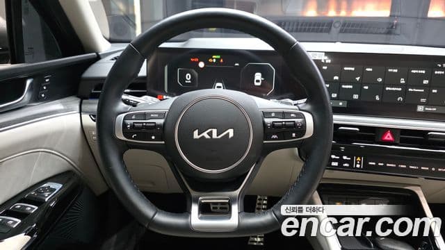 Kia The / новый New K5 3세대 Signature, 2025 13