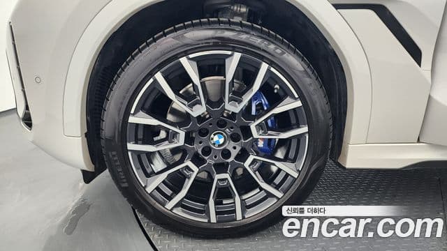 BMW X6 (G06) xDrive40i M Sport, 2024 все фото