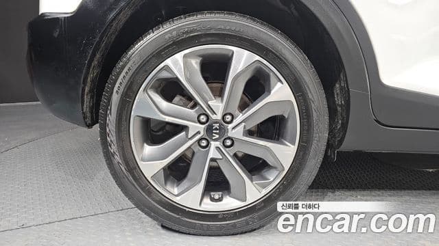 Kia Stonic Trendy, 2019 все фото