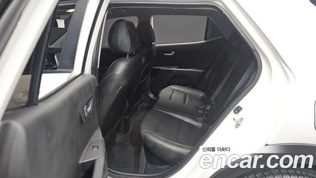 Kia Stonic Trendy, 2019 11