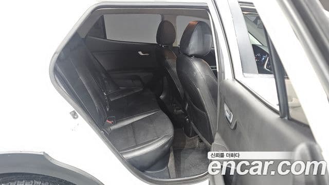 Kia Stonic Trendy, 2019 13