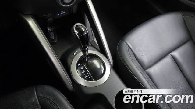 Hyundai Veloster PYL, 2014 9