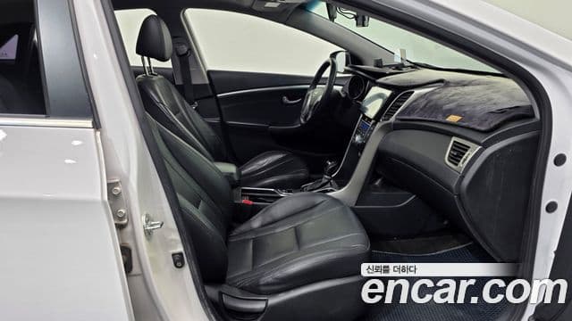 Hyundai i30(новый кузов / новое поколение) 1.6 GDI Extreme, 2012 11