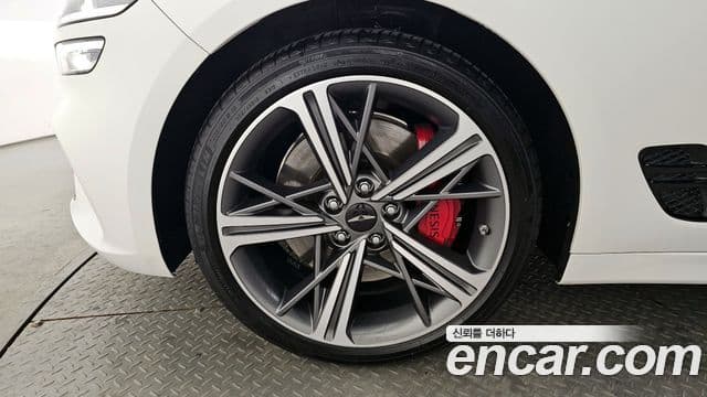 Genesis The / новый New G70, 2024 все фото