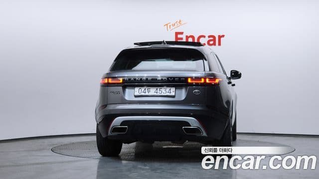 Land Rover Range Rover Velar 3.0 D300 R-Dynamic SE, 2018 4