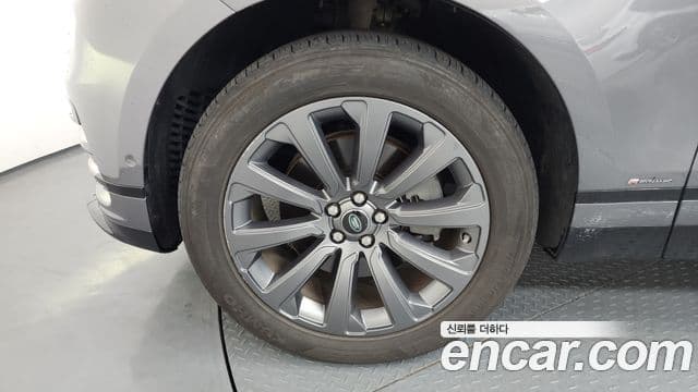 Land Rover Range Rover Velar 3.0 D300 R-Dynamic SE, 2018 все фото
